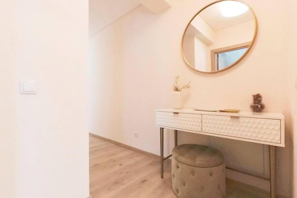 Elite Residence 6E Портиман Екстериор снимка