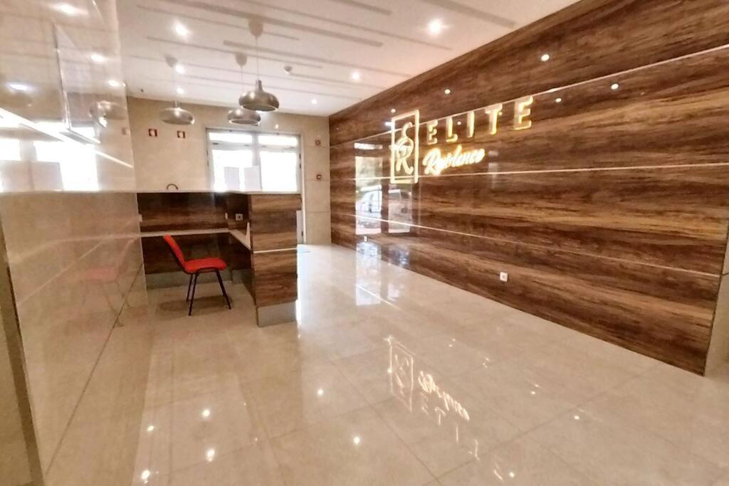 Elite Residence 6E Портиман Екстериор снимка