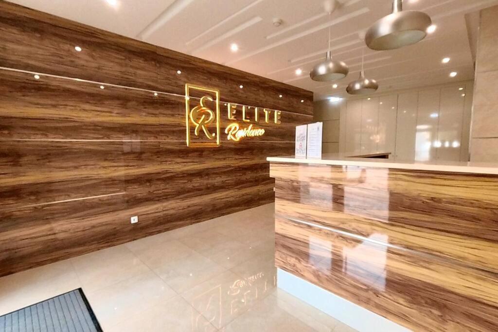 Elite Residence 6E Портиман Екстериор снимка